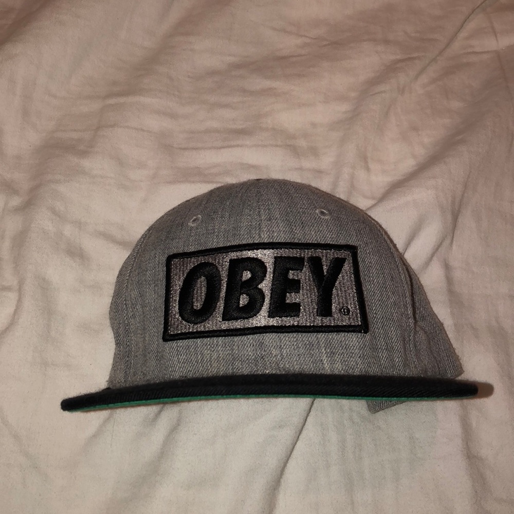 Obey SnapBack